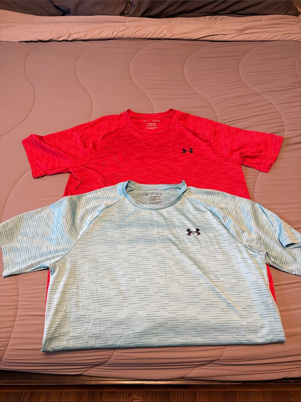 Under Armour Kids Tech Shirts in Bright Red and Light Blue